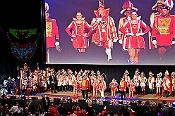 Kuer Toni I 2026-01-10 63  Galaabend zur Prinzenkürung - Samstag der 10. Januar 2026, ein ein stimmungsvoller Abend umringt die Kürung se. Tollität Prinz Toni I. in der restlos ausverkauften Mercatorhalle. Nach dem Einmarsch der Standarten und der Begrüßung vom HDK Präsidenten „Michel“ Jansen zeigten wir unser komplettes Programm den 1000 Gästen. : DVPJ, no.6207 Press D, Toni I, Kinderprinz Juls I., Juls I., Prinzessin, Aileen I., Prinzessin Aileen I., HDK, Duisburg, Karneval, Helau, Tollität, Event, Session 2025, Session 2026, Hauptausschuss, Gemeinschaft, Hauptausschuss Karneval Duisburg, Duisburg ist echt