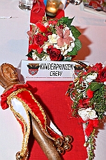 Empfang Toni I 2026-01-11 11  Empfang se. Tollität Prinz Toni I. - IEmpfang se. Tollität Prinz Toni I.
Im Steinhof in Huckingen bat traditionsgemäß einen Tag nach seiner Ernennung zum Prinz Karneval der Stadt Duisburg, Toni I. zum Empfang. Nicht nur Family and Friends und der HDK-Förderkreis kamen zum Gratulieren, sondern  Bastian I. und Steffen I. des KGK aus Moers. Ein buntes Rahmenprogramm, u. a. gestaltet von Duisburger Garde- und Showtänzen, rundeten den Abend ab. : DVPJ, no.6207 Press D, Toni I, Kinderprinz Juls I., Juls I., Prinzessin, Aileen I., Prinzessin Aileen I., HDK, Duisburg, Karneval, Helau, Tollität, Event, Session 2025, Session 2026, Hauptausschuss, Gemeinschaft, Hauptausschuss Karneval Duisburg, Duisburg ist echt