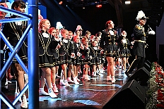 Empfang Toni I 2026-01-11 19  Empfang se. Tollität Prinz Toni I. - IEmpfang se. Tollität Prinz Toni I.
Im Steinhof in Huckingen bat traditionsgemäß einen Tag nach seiner Ernennung zum Prinz Karneval der Stadt Duisburg, Toni I. zum Empfang. Nicht nur Family and Friends und der HDK-Förderkreis kamen zum Gratulieren, sondern  Bastian I. und Steffen I. des KGK aus Moers. Ein buntes Rahmenprogramm, u. a. gestaltet von Duisburger Garde- und Showtänzen, rundeten den Abend ab. : DVPJ, no.6207 Press D, Toni I, Kinderprinz Juls I., Juls I., Prinzessin, Aileen I., Prinzessin Aileen I., HDK, Duisburg, Karneval, Helau, Tollität, Event, Session 2025, Session 2026, Hauptausschuss, Gemeinschaft, Hauptausschuss Karneval Duisburg, Duisburg ist echt