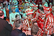 Empfang Toni I 2026-01-11 23  Empfang se. Tollität Prinz Toni I. - IEmpfang se. Tollität Prinz Toni I.
Im Steinhof in Huckingen bat traditionsgemäß einen Tag nach seiner Ernennung zum Prinz Karneval der Stadt Duisburg, Toni I. zum Empfang. Nicht nur Family and Friends und der HDK-Förderkreis kamen zum Gratulieren, sondern  Bastian I. und Steffen I. des KGK aus Moers. Ein buntes Rahmenprogramm, u. a. gestaltet von Duisburger Garde- und Showtänzen, rundeten den Abend ab. : DVPJ, no.6207 Press D, Toni I, Kinderprinz Juls I., Juls I., Prinzessin, Aileen I., Prinzessin Aileen I., HDK, Duisburg, Karneval, Helau, Tollität, Event, Session 2025, Session 2026, Hauptausschuss, Gemeinschaft, Hauptausschuss Karneval Duisburg, Duisburg ist echt