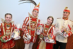 02 CDU  Rathaus 2026-01-14 15  Prinzenbacken mit Klein und Groß - Im Karneval ist Tradition eng mit der Zahl „11“ verbunden. So fand auch in diesem Jahr das „Prinzenbacken“ zum elften mal statt. In der Bäckerei und Konditorei Vormann Im Schlenk sah man allen Beteiligten den Spass am Backen sichtlich an. Abends folgten wir dann noch der Einladung der CDU Ratsfraktion in Duisburger Rathaus. : DVPJ, no.6207 Press D, Toni I, Kinderprinz Juls I., Juls I., Prinzessin, Aileen I., Prinzessin Aileen I., HDK, Duisburg, Karneval, Helau, Tollität, Event, Session 2025, Session 2026, Hauptausschuss, Gemeinschaft, Hauptausschuss Karneval Duisburg, Duisburg ist echt