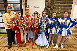 01 KinderpriTerfeen Essesn 2026-01-18 15  Kinderprinzentreffen und Lebenshilfe - Am Sonntagvormittag, 11.11 Uhr, 18.Januar, waren wir in Essen-Bredeney zum Kinderprinzentreffen des Festkomitees Essener Karneval. Von dort ging es in den Steinhof in Huckingen. Hier fand zum 15. Mal die restlos Ausverkaufte Integrative Karnevalssitzung mit Unterstützung des HDK statt.