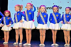 02 LebenshilfeSteinhof 2026-01-18 07  Kinderprinzentreffen und Lebenshilfe - Am Sonntagvormittag, 11.11 Uhr, 18.Januar, waren wir in Essen-Bredeney zum Kinderprinzentreffen des Festkomitees Essener Karneval. Von dort ging es in den Steinhof in Huckingen. Hier fand zum 15. Mal die restlos Ausverkaufte Integrative Karnevalssitzung mit Unterstützung des HDK statt. : DVPJ, no.6207 Press D, Toni I, Kinderprinz Juls I., Juls I., Prinzessin, Aileen I., Prinzessin Aileen I., HDK, Duisburg, Karneval, Helau, Tollität, Event, Session 2025, Session 2026, Hauptausschuss, Gemeinschaft, Hauptausschuss Karneval Duisburg, Duisburg ist echt