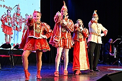 02 LebenshilfeSteinhof 2026-01-18 16  Kinderprinzentreffen und Lebenshilfe - Am Sonntagvormittag, 11.11 Uhr, 18.Januar, waren wir in Essen-Bredeney zum Kinderprinzentreffen des Festkomitees Essener Karneval. Von dort ging es in den Steinhof in Huckingen. Hier fand zum 15. Mal die restlos Ausverkaufte Integrative Karnevalssitzung mit Unterstützung des HDK statt. : DVPJ, no.6207 Press D, Toni I, Kinderprinz Juls I., Juls I., Prinzessin, Aileen I., Prinzessin Aileen I., HDK, Duisburg, Karneval, Helau, Tollität, Event, Session 2025, Session 2026, Hauptausschuss, Gemeinschaft, Hauptausschuss Karneval Duisburg, Duisburg ist echt