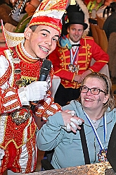 02 LebenshilfeSteinhof 2026-01-18 25  Kinderprinzentreffen und Lebenshilfe - Am Sonntagvormittag, 11.11 Uhr, 18.Januar, waren wir in Essen-Bredeney zum Kinderprinzentreffen des Festkomitees Essener Karneval. Von dort ging es in den Steinhof in Huckingen. Hier fand zum 15. Mal die restlos Ausverkaufte Integrative Karnevalssitzung mit Unterstützung des HDK statt. : DVPJ, no.6207 Press D, Toni I, Kinderprinz Juls I., Juls I., Prinzessin, Aileen I., Prinzessin Aileen I., HDK, Duisburg, Karneval, Helau, Tollität, Event, Session 2025, Session 2026, Hauptausschuss, Gemeinschaft, Hauptausschuss Karneval Duisburg, Duisburg ist echt