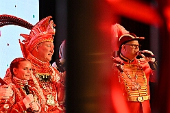 02 LebenshilfeSteinhof 2026-01-18 43  Kinderprinzentreffen und Lebenshilfe - Am Sonntagvormittag, 11.11 Uhr, 18.Januar, waren wir in Essen-Bredeney zum Kinderprinzentreffen des Festkomitees Essener Karneval. Von dort ging es in den Steinhof in Huckingen. Hier fand zum 15. Mal die restlos Ausverkaufte Integrative Karnevalssitzung mit Unterstützung des HDK statt. : DVPJ, no.6207 Press D, Toni I, Kinderprinz Juls I., Juls I., Prinzessin, Aileen I., Prinzessin Aileen I., HDK, Duisburg, Karneval, Helau, Tollität, Event, Session 2025, Session 2026, Hauptausschuss, Gemeinschaft, Hauptausschuss Karneval Duisburg, Duisburg ist echt