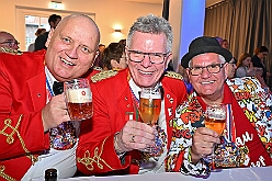 02 LebenshilfeSteinhof 2026-01-18 45  Kinderprinzentreffen und Lebenshilfe - Am Sonntagvormittag, 11.11 Uhr, 18.Januar, waren wir in Essen-Bredeney zum Kinderprinzentreffen des Festkomitees Essener Karneval. Von dort ging es in den Steinhof in Huckingen. Hier fand zum 15. Mal die restlos Ausverkaufte Integrative Karnevalssitzung mit Unterstützung des HDK statt. : DVPJ, no.6207 Press D, Toni I, Kinderprinz Juls I., Juls I., Prinzessin, Aileen I., Prinzessin Aileen I., HDK, Duisburg, Karneval, Helau, Tollität, Event, Session 2025, Session 2026, Hauptausschuss, Gemeinschaft, Hauptausschuss Karneval Duisburg, Duisburg ist echt