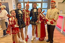 02 LebenshilfeSteinhof 2026-01-18 47  Kinderprinzentreffen und Lebenshilfe - Am Sonntagvormittag, 11.11 Uhr, 18.Januar, waren wir in Essen-Bredeney zum Kinderprinzentreffen des Festkomitees Essener Karneval. Von dort ging es in den Steinhof in Huckingen. Hier fand zum 15. Mal die restlos Ausverkaufte Integrative Karnevalssitzung mit Unterstützung des HDK statt.