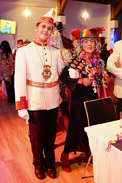 Volksbank 2026-01-22 06  Bei der Volksbank - Im Steinhof in Huckingen veranstaltete die Volksbank Rhein-Ruhr wie im jedem Jahr ihre Karnevalssitzung. Wir, die Kinderprinzencrew, durften wiedermal unser Programm zeigen neben all dem großen Aufgebot aus Köln. : DVPJ, STEFFI Sinz, Toni I, Kinderprinz Juls I., Juls I., Prinzessin, Aileen I., Prinzessin Aileen I., HDK, Duisburg, Karneval, Helau, Tollität, Event, Session 2025, Session 2026, Hauptausschuss, Gemeinschaft, Hauptausschuss Karneval Duisburg, Duisburg ist echt