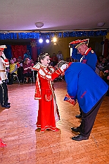 04 PrunksSonnigSued 2026-01-24 19  Tour vom 23. bis 24. Januar - Am Freitag Abend waren wir zur Piratesause 2.0 „Karneval meets Mallorca“. Am nächsten Tag war der erste Termin in der Schauinsland-Reisen-Arena, vor der Begegnung MDV vs. Jahn Regensburg. Danach ging es zur „Jeckenparty“ der Meidericher Jecken. Zurück dann in die City zur Falkstarße, „Prunksitzung“ des Sonnigen Südens. Auf der anderen Rheinseite besuchten wir danach den „Kostünball“ der KG Baerl, obwohl es fast ein Heimspiel war. Zu guter letzt dann zur Überraschung dann zur „Karnevalssitzung“ der Rot-Weißen  Alt-Walsum in die Stadthalle in Walsum. : DVPJ, Holger II, Kinderprinz Phil II., Prinzessin, Mia I., Prinzessin Mia I., HDK, Duisburg, Karneval, Helau, Tollität, Event, Session 2024, Session 2025, Hauptausschuss, Gemeinschaft, Hauptausschuss Karneval Duisburg, Duisburg ist echt