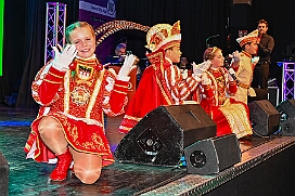 HDK JeckUnterStrom 2026- 28 08  Erst wir - dann Köln - Der kölsche Karneval gab sich im Kultur- und Bürgerzentrum Duisburg-Süd Steinhof Huckingen e.V. die Klinke in die Hand. Wir, mit Prinz Toni I., vertraten standesgemäß den Duisburger Karneval bei der dritten Auflage von „Jeck unter Strom“. : DVPJ, Toni I, Kinderprinz Juls I., Juls I., Prinzessin, Aileen I., Prinzessin Aileen I., HDK, Duisburg, Karneval, Helau, Tollität, Event, Session 2025, Session 2026, Hauptausschuss, Gemeinschaft, Hauptausschuss Karneval Duisburg, Duisburg ist echt