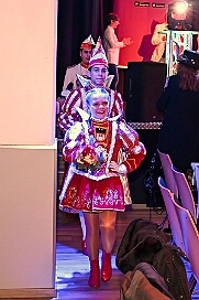 HDK JeckUnterStrom 2026- 28 18  Erst wir - dann Köln - Der kölsche Karneval gab sich im Kultur- und Bürgerzentrum Duisburg-Süd Steinhof Huckingen e.V. die Klinke in die Hand. Wir, mit Prinz Toni I., vertraten standesgemäß den Duisburger Karneval bei der dritten Auflage von „Jeck unter Strom“. : DVPJ, Toni I, Kinderprinz Juls I., Juls I., Prinzessin, Aileen I., Prinzessin Aileen I., HDK, Duisburg, Karneval, Helau, Tollität, Event, Session 2025, Session 2026, Hauptausschuss, Gemeinschaft, Hauptausschuss Karneval Duisburg, Duisburg ist echt