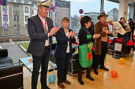 Empf DU Kontor 2026- 01-28 07  Empfang Duisburg Kontor - Traditioneller Prinzenempfang bei Duisburg Kontor im CityPalais. Uwe Kluge, Geschäftsführer von Duisburg Kontor, begrüßte zusammen mit Christoph Späh Stadtprinz Toni I. und die Kinderprinzencrew in der VIP-Lounge des CityPalais.  : DVPJ, Holger II, Kinderprinz Phil II., Prinzessin, Mia I., Prinzessin Mia I., HDK, Duisburg, Karneval, Helau, Tollität, Event, Session 2024, Session 2025, Hauptausschuss, Gemeinschaft, Hauptausschuss Karneval Duisburg, Duisburg ist echt