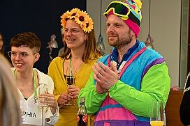 Empf DU Kontor 2026- 01-28 11  Empfang Duisburg Kontor - Traditioneller Prinzenempfang bei Duisburg Kontor im CityPalais. Uwe Kluge, Geschäftsführer von Duisburg Kontor, begrüßte zusammen mit Christoph Späh Stadtprinz Toni I. und die Kinderprinzencrew in der VIP-Lounge des CityPalais.  : DVPJ, Holger II, Kinderprinz Phil II., Prinzessin, Mia I., Prinzessin Mia I., HDK, Duisburg, Karneval, Helau, Tollität, Event, Session 2024, Session 2025, Hauptausschuss, Gemeinschaft, Hauptausschuss Karneval Duisburg, Duisburg ist echt
