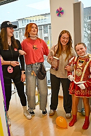 Empf DU Kontor 2026- 01-28 20  Empfang Duisburg Kontor - Traditioneller Prinzenempfang bei Duisburg Kontor im CityPalais. Uwe Kluge, Geschäftsführer von Duisburg Kontor, begrüßte zusammen mit Christoph Späh Stadtprinz Toni I. und die Kinderprinzencrew in der VIP-Lounge des CityPalais.  : DVPJ, Holger II, Kinderprinz Phil II., Prinzessin, Mia I., Prinzessin Mia I., HDK, Duisburg, Karneval, Helau, Tollität, Event, Session 2024, Session 2025, Hauptausschuss, Gemeinschaft, Hauptausschuss Karneval Duisburg, Duisburg ist echt