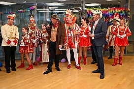 Empf DU Kontor 2026- 01-28 28  Empfang Duisburg Kontor - Traditioneller Prinzenempfang bei Duisburg Kontor im CityPalais. Uwe Kluge, Geschäftsführer von Duisburg Kontor, begrüßte zusammen mit Christoph Späh Stadtprinz Toni I. und die Kinderprinzencrew in der VIP-Lounge des CityPalais.  : DVPJ, Holger II, Kinderprinz Phil II., Prinzessin, Mia I., Prinzessin Mia I., HDK, Duisburg, Karneval, Helau, Tollität, Event, Session 2024, Session 2025, Hauptausschuss, Gemeinschaft, Hauptausschuss Karneval Duisburg, Duisburg ist echt