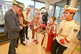 Empf DU Kontor 2026- 01-28 34  Empfang Duisburg Kontor - Traditioneller Prinzenempfang bei Duisburg Kontor im CityPalais. Uwe Kluge, Geschäftsführer von Duisburg Kontor, begrüßte zusammen mit Christoph Späh Stadtprinz Toni I. und die Kinderprinzencrew in der VIP-Lounge des CityPalais.  : DVPJ, Holger II, Kinderprinz Phil II., Prinzessin, Mia I., Prinzessin Mia I., HDK, Duisburg, Karneval, Helau, Tollität, Event, Session 2024, Session 2025, Hauptausschuss, Gemeinschaft, Hauptausschuss Karneval Duisburg, Duisburg ist echt