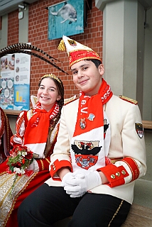 Zoo Duisburg 2026-01-29 14  Im Duisburger ZOO - Der Zoobesuch ist eine schöne Tradition für die amtierenden Tollität der Stadt, schließlich ziert ja auch ein Tier unseren Orden. Diesmal  besuchten wir Kamel, Koala, Delphin und Co. : DVPJ, Holger II, Kinderprinz Phil II., Prinzessin, Mia I., Prinzessin Mia I., HDK, Duisburg, Karneval, Helau, Tollität, Event, Session 2024, Session 2025, Hauptausschuss, Gemeinschaft, Hauptausschuss Karneval Duisburg, Duisburg ist echt