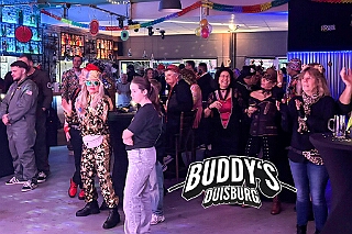 01 Damenparty MarxlJeck 2026-01-30 06  Party, Party, Party…. - Am Freitag 30. Januar waren wir zuerst auf der Damenparty von den Marxloher-Jecken in der Unterkirche St. Barbara in Fahrn. Danach ging es in die Eventlocation „BUDDY´S“ in Meiderich, „Karnevals-Party“ mit DJ Holger, der ehemaligen Tollität Holger II. von 2025.